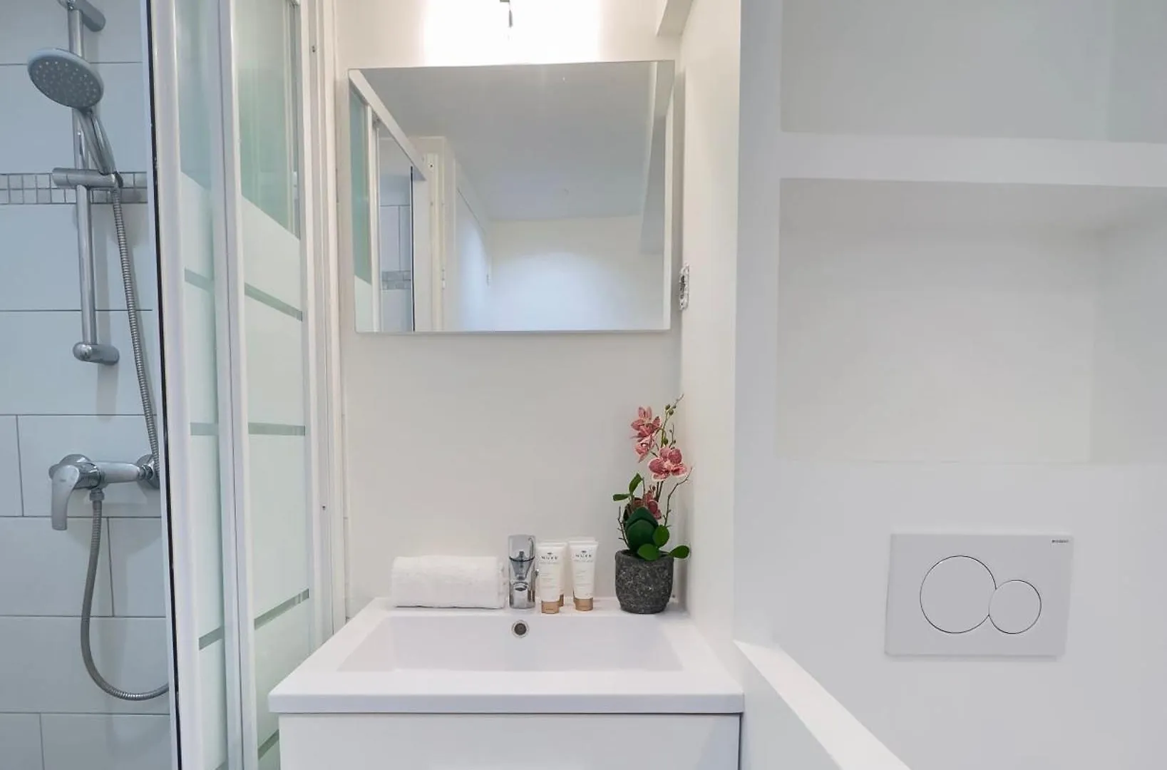 Apartment Authentic Flat Near Luxembourg Garden